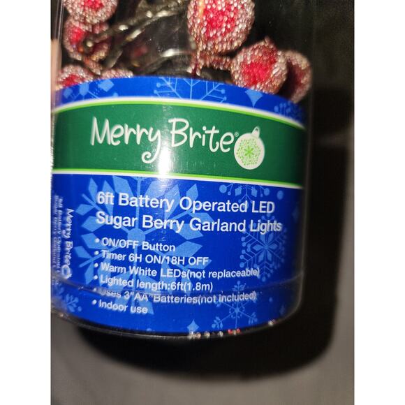 Cristmas Sugar Berry Merry brite Garland 6ft led - Picture 2 of 2